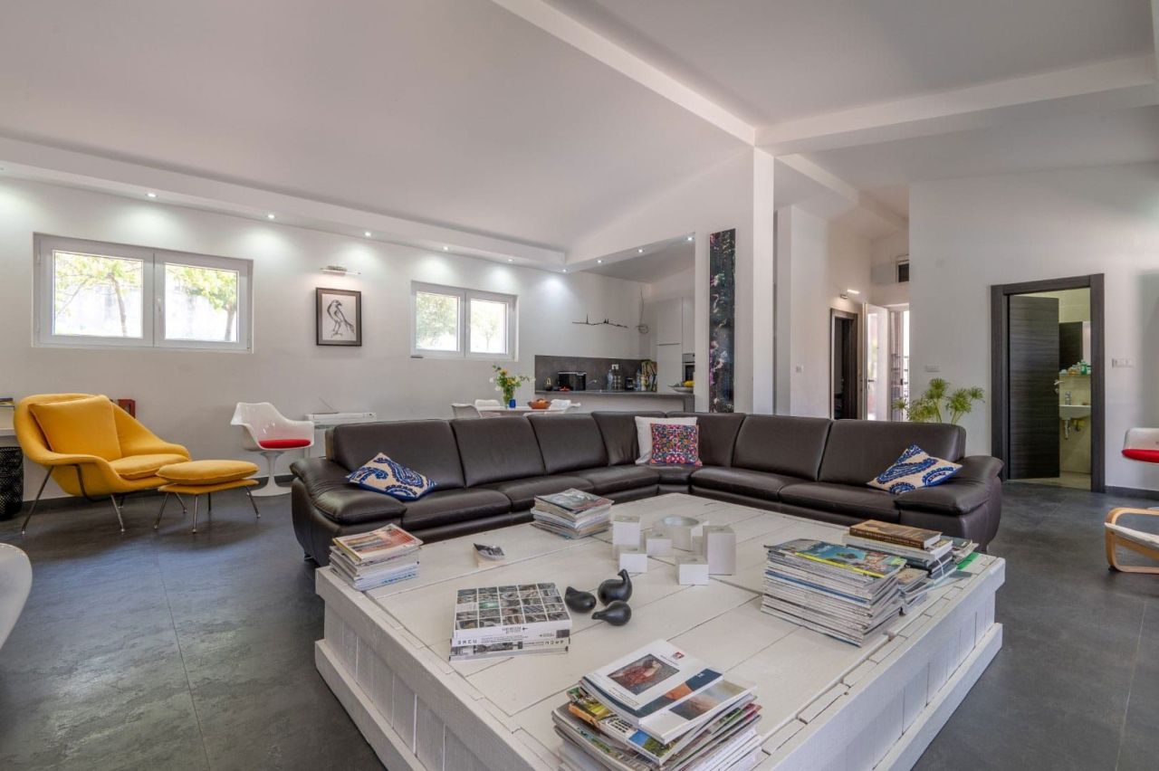 Дом в Каваче, Черногория, 239 м² - фото 5