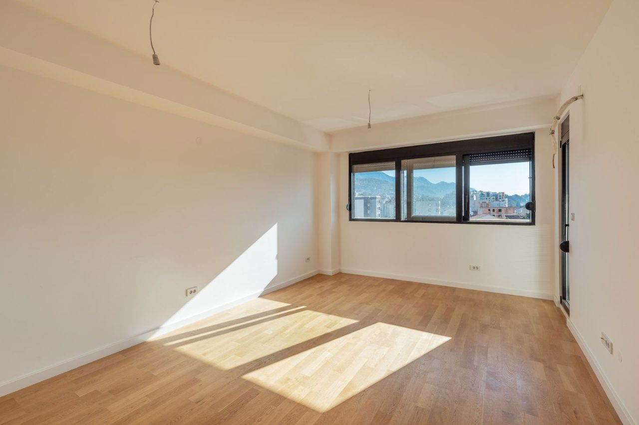 Апартаменты в Тивате, Черногория, 48 м² - фото 5