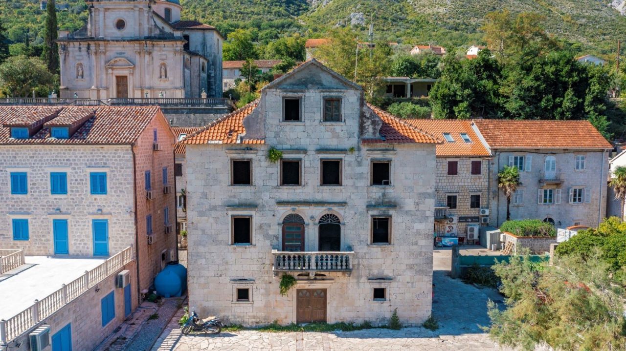 Вилла в Прчани, Черногория, 608 м² - фото 5