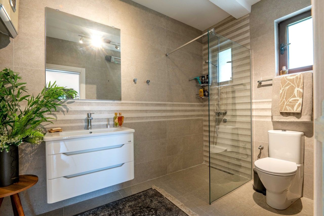 Дом в Будве, Черногория, 150 м² - фото 7