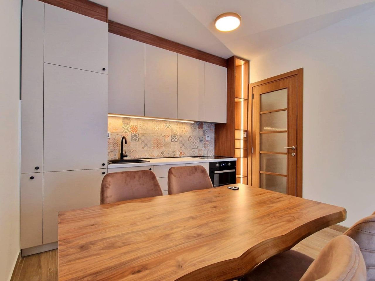 Апартаменты в Будве, Черногория, 53 м² - фото 8