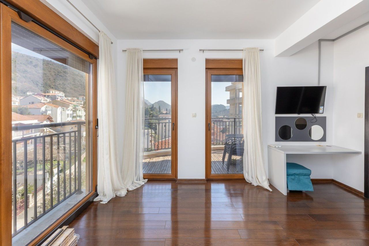 Апартаменты в Будве, Черногория, 152 м² - фото 8