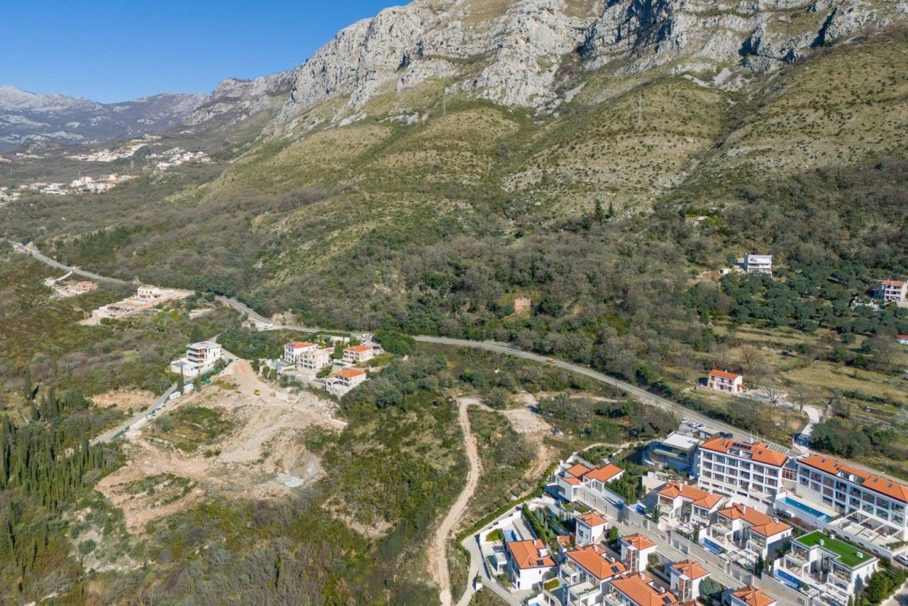 Земля в Будве, Черногория, 7 м² - фото 9