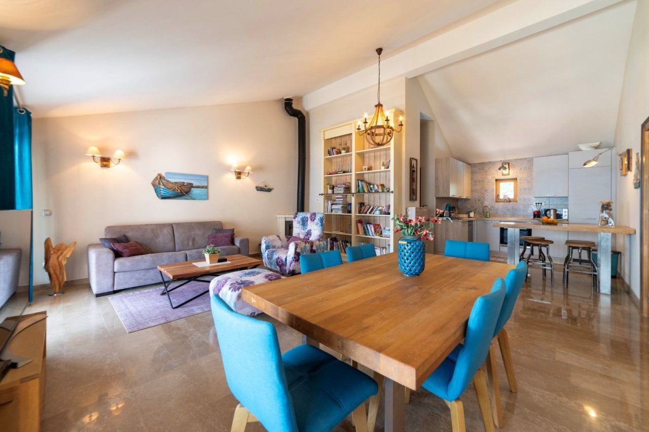 Апартаменты в Доброте, Черногория, 112 м² - фото 10