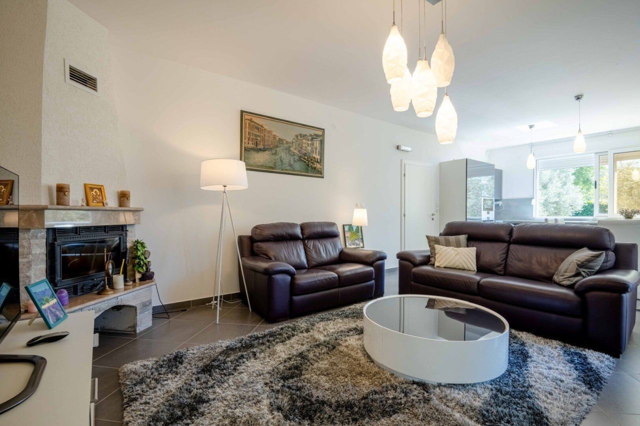 Дом в Режевичах, Черногория, 251 м² - фото 11