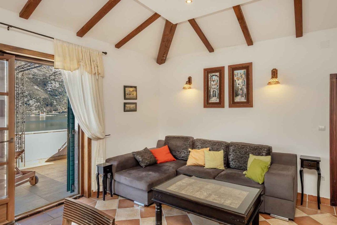 Апартаменты в Костанице, Черногория, 92 м² - фото 11