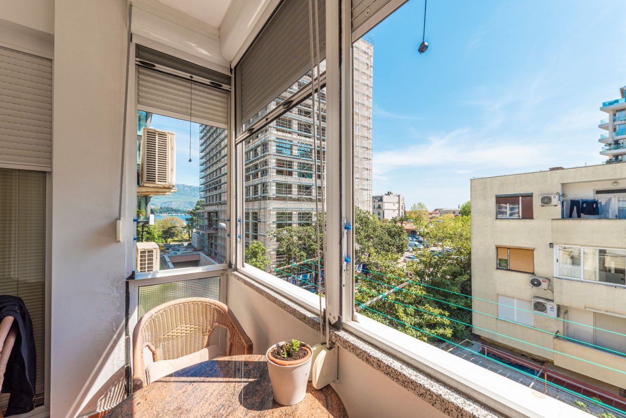 Апартаменты в Будве, Черногория, 50 м² - фото 12