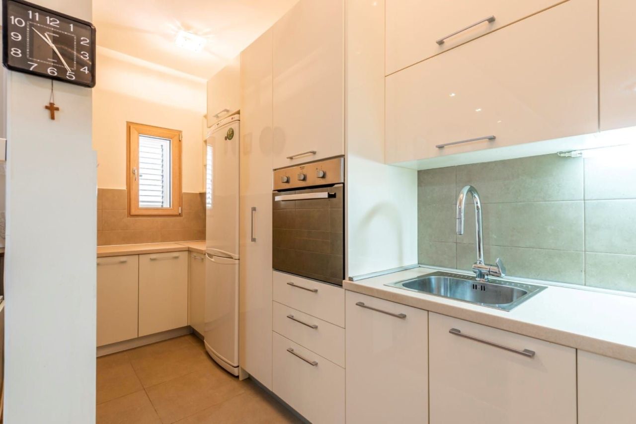 Апартаменты в Будве, Черногория, 46 м² - фото 12