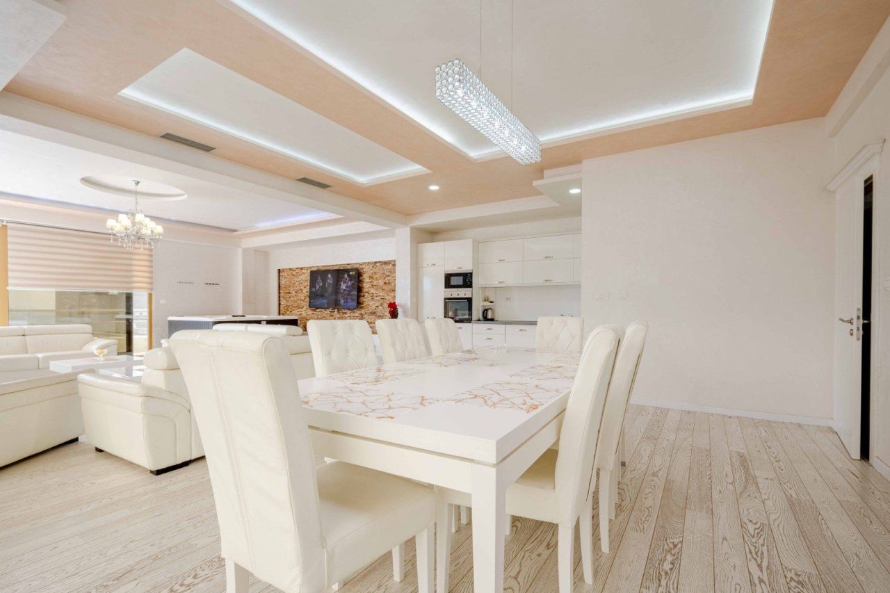 Апартаменты в Будве, Черногория, 210 м² - фото 12