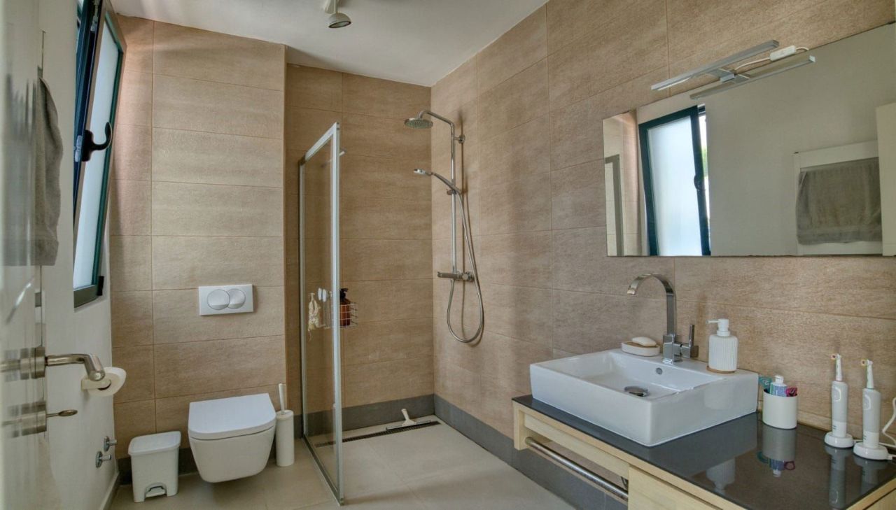 Апартаменты в Херцег-Нови, Черногория, 80 м² - фото 12