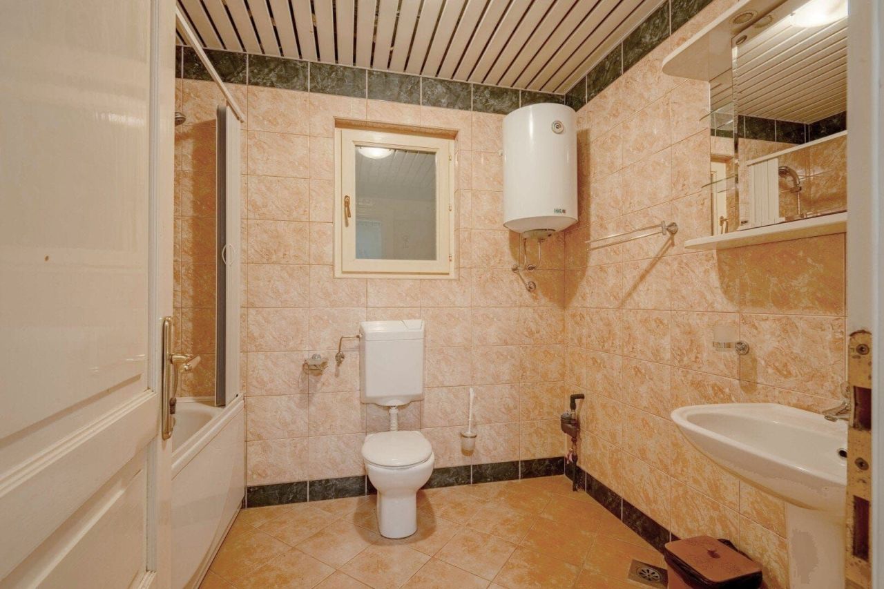 Апартаменты в Святом Стефане, Черногория, 131 м² - фото 13