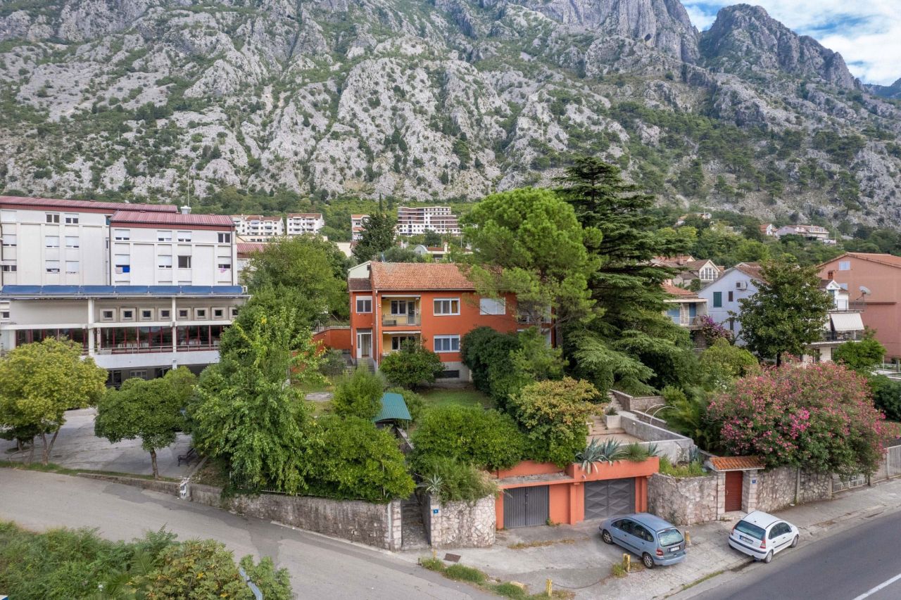 Дом в Доброте, Черногория, 119 м² - фото 13