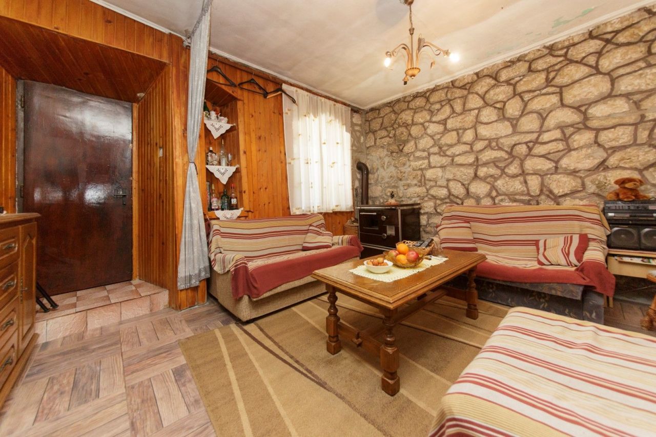 Дом в Прчани, Черногория, 100 м² - фото 13