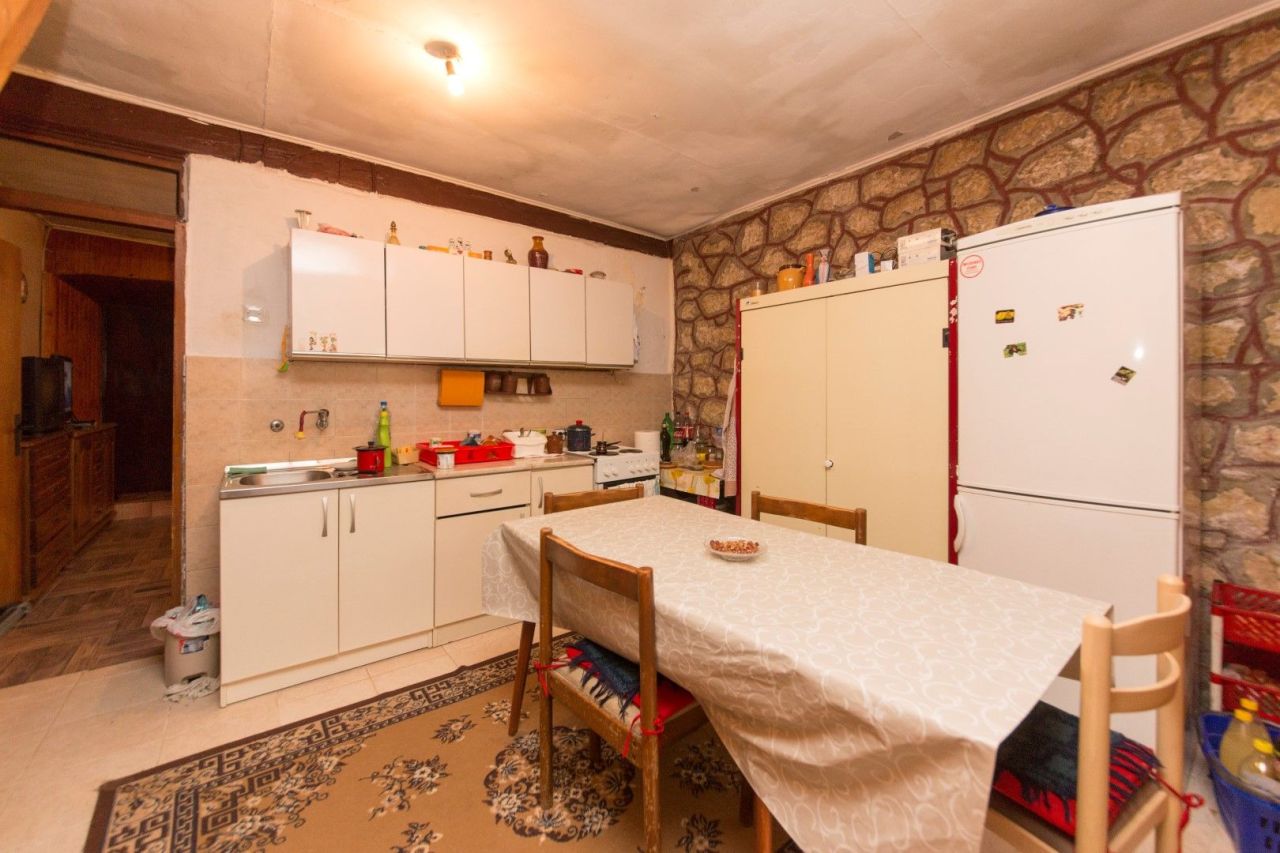 Дом в Прчани, Черногория, 100 м² - фото 14