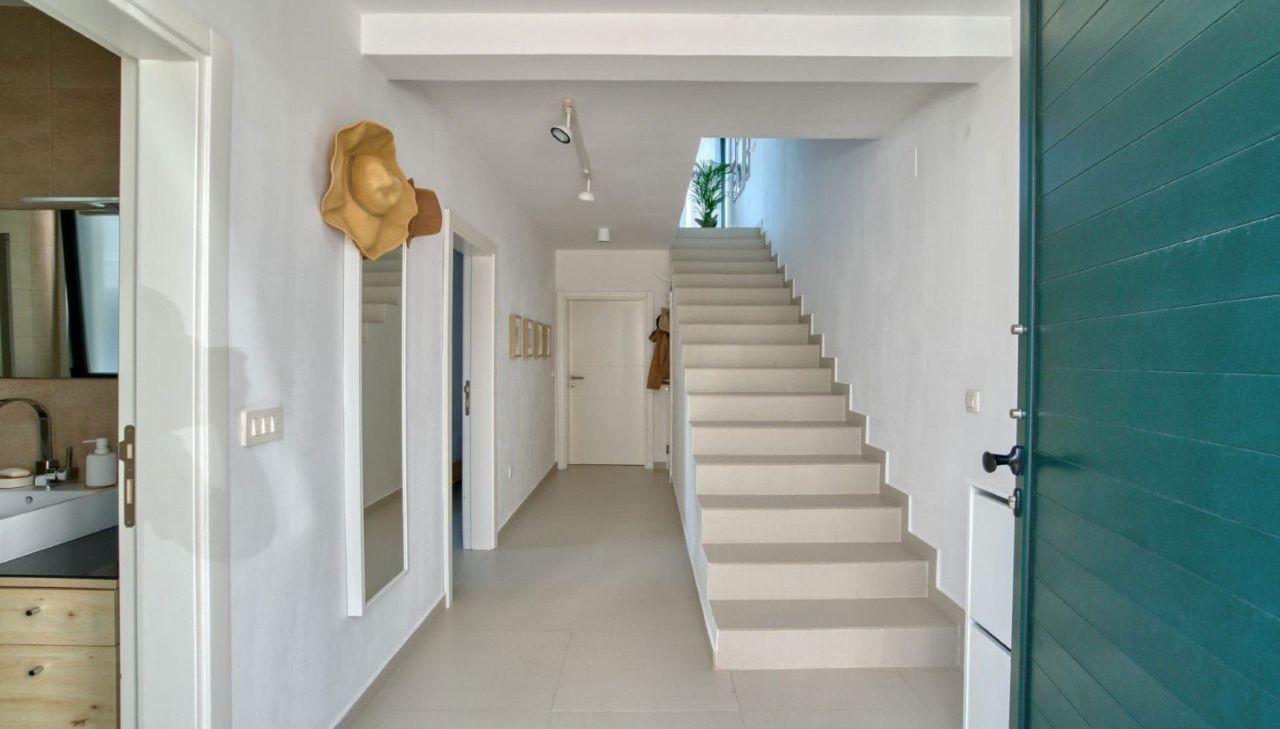 Апартаменты в Херцег-Нови, Черногория, 80 м² - фото 14