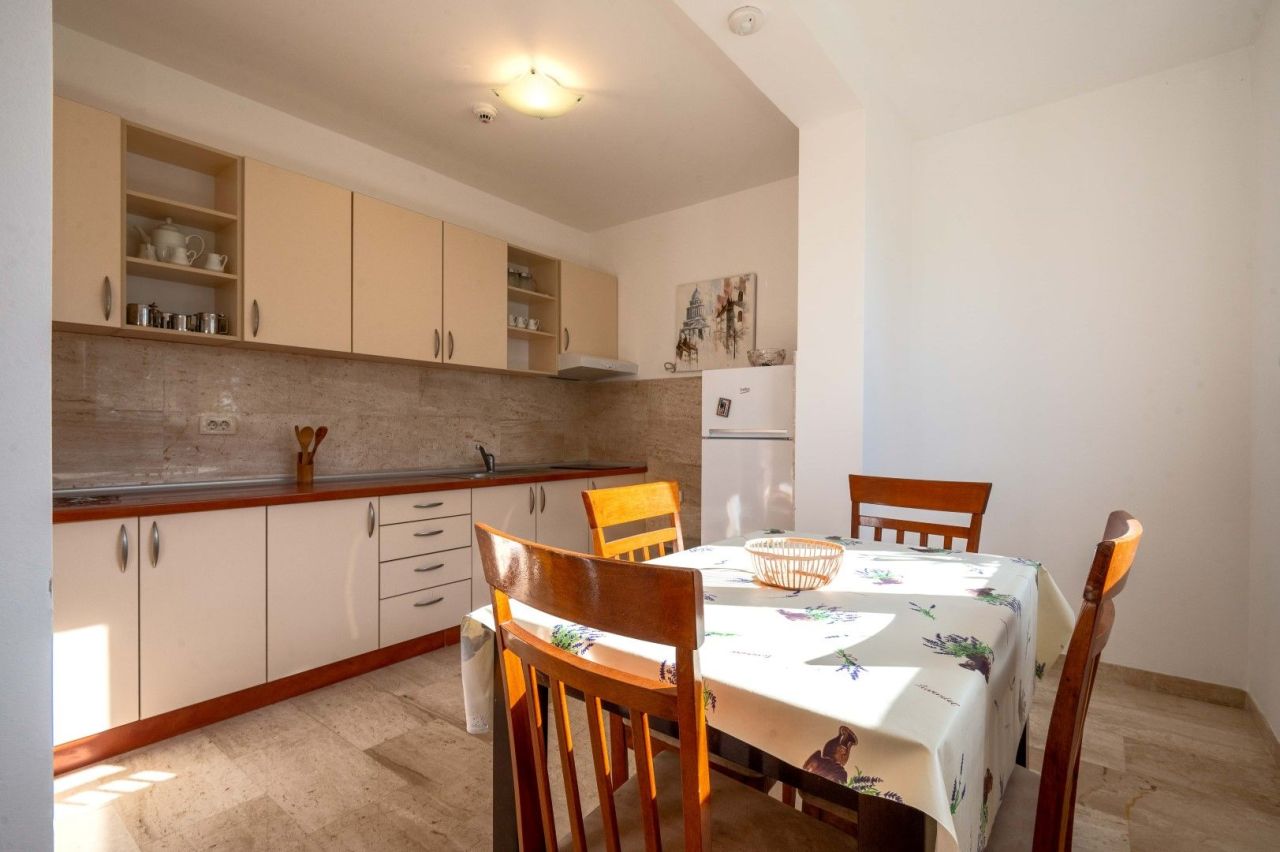 Вилла в Будве, Черногория, 400 м² - фото 14