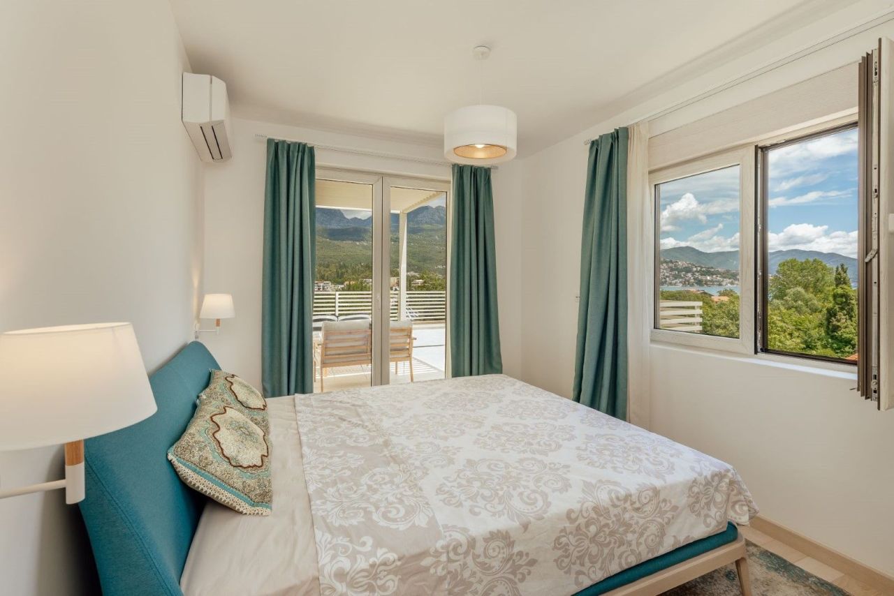 Апартаменты в Игало, Черногория, 78 м² - фото 14