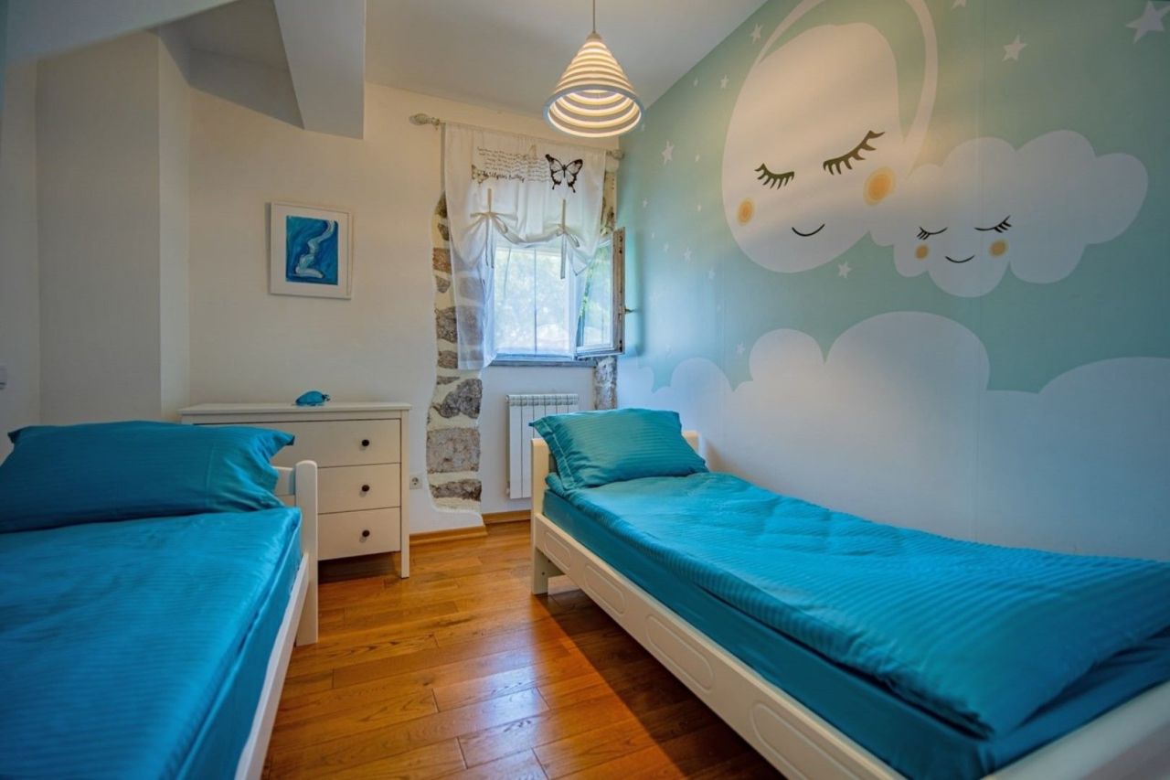 Дом в Тивате, Черногория, 170 м² - фото 14