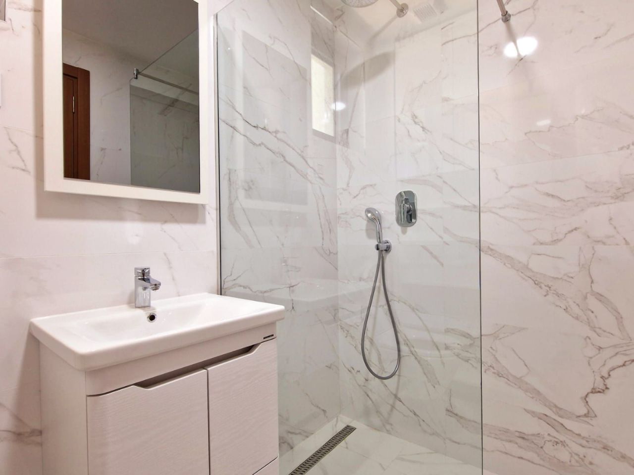 Апартаменты в Будве, Черногория, 53 м² - фото 16