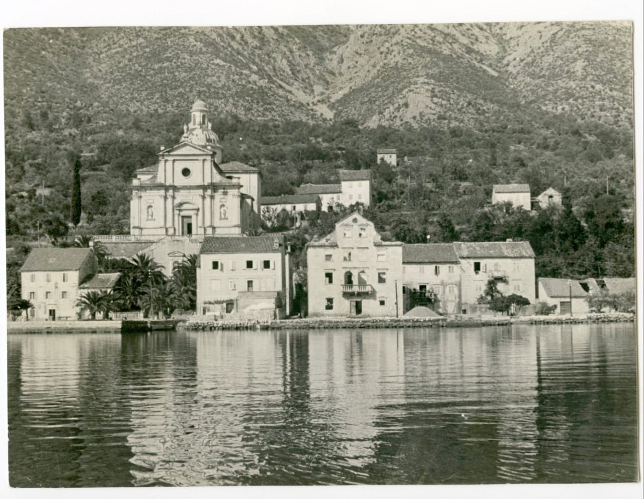 Вилла в Прчани, Черногория, 608 м² - фото 17