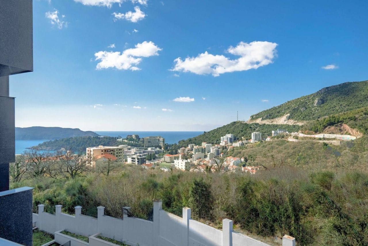 Апартаменты в Бечичи, Черногория, 60 м² - фото 17