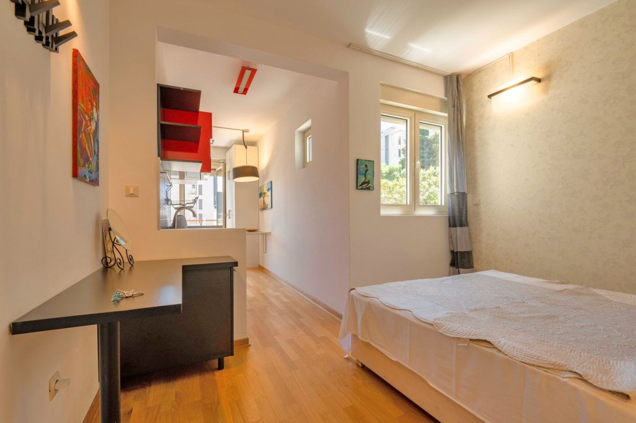 Апартаменты в Будве, Черногория, 75 м² - фото 17