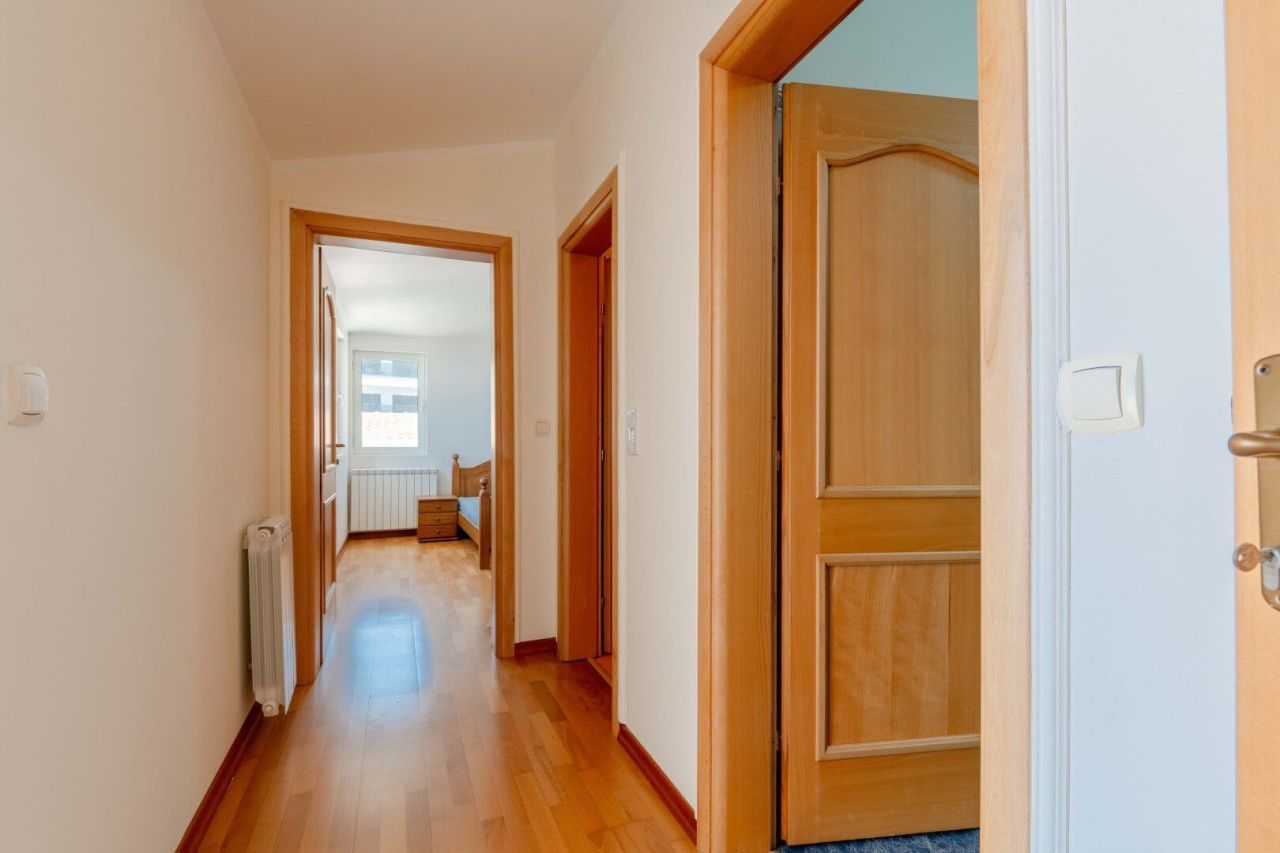 Вилла в Добра Воде, Черногория, 400 м² - фото 18