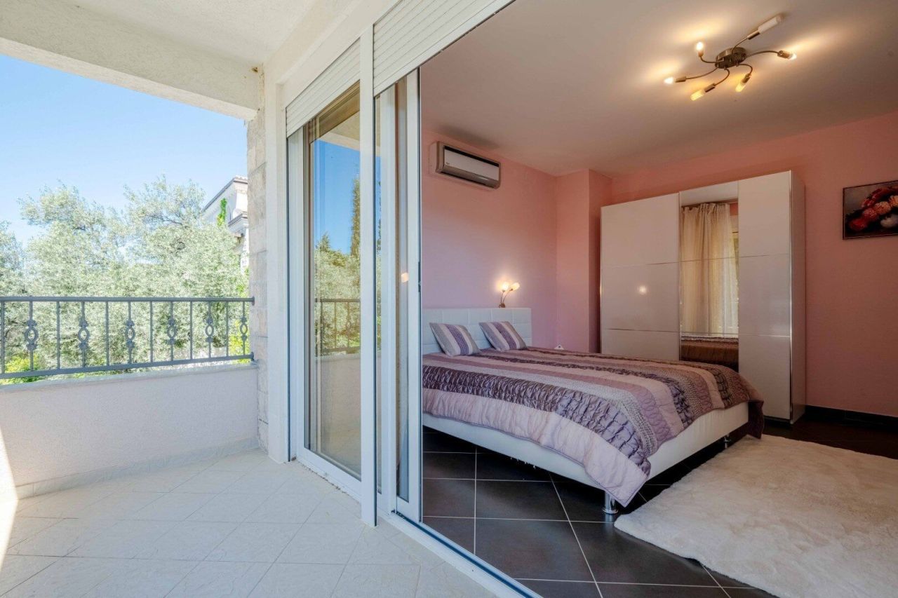 Дом в Режевичах, Черногория, 251 м² - фото 18