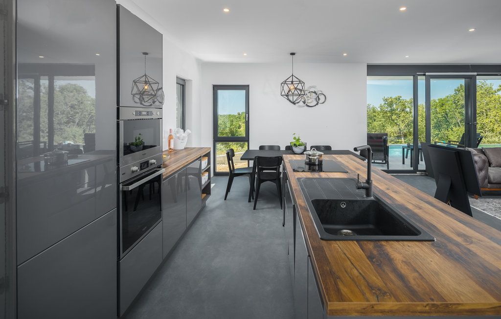 Вилла в Буйе, Хорватия, 255 м² - фото 7