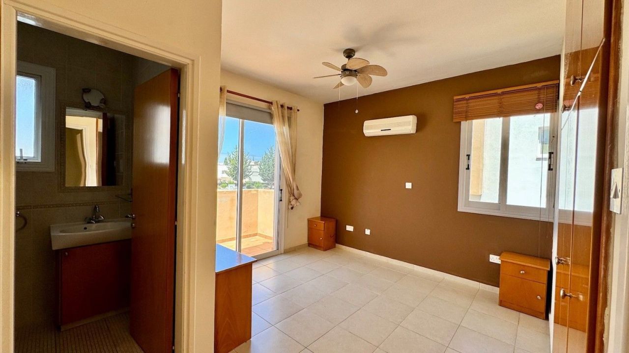 Вилла в Пафосе, Кипр, 125 м² - фото 2