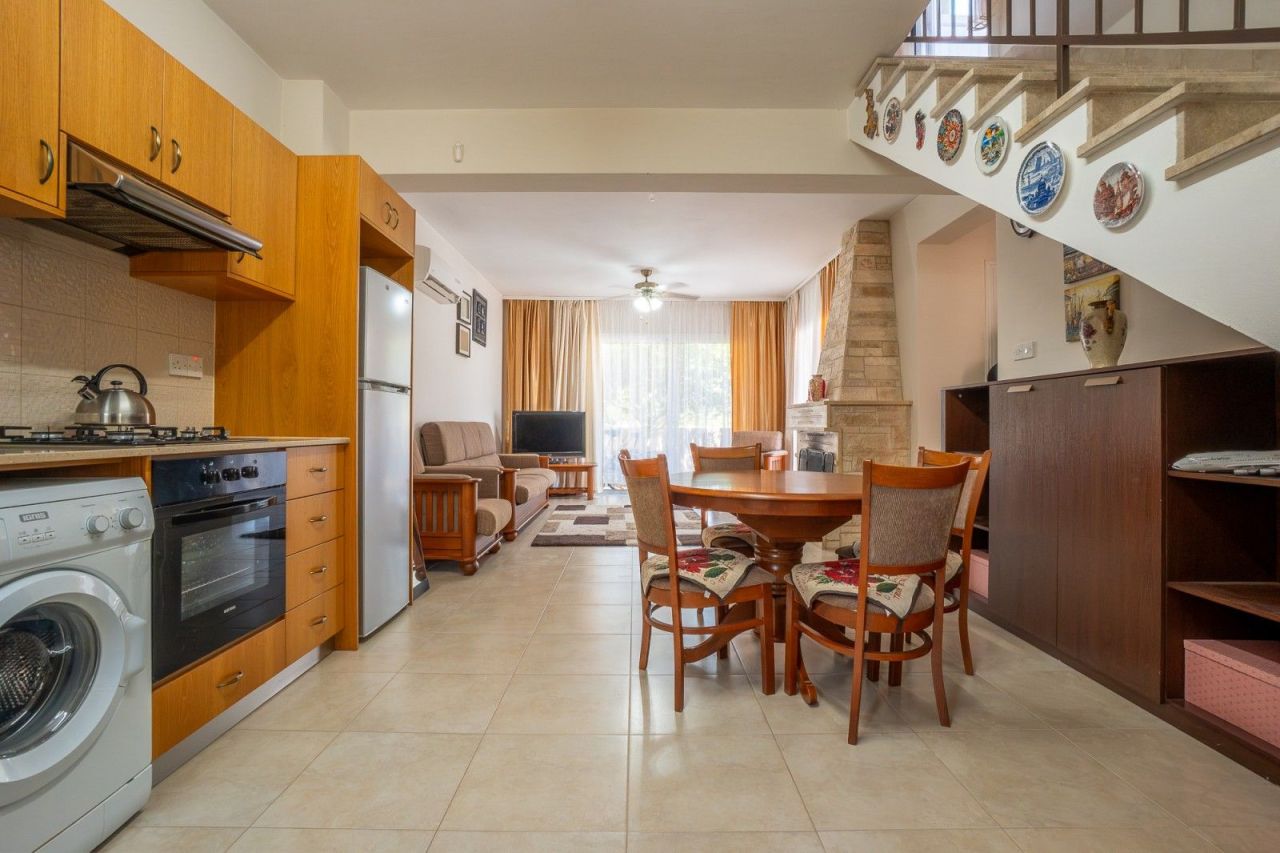 Таунхаус в Пафосе, Кипр, 115 м² - фото 9