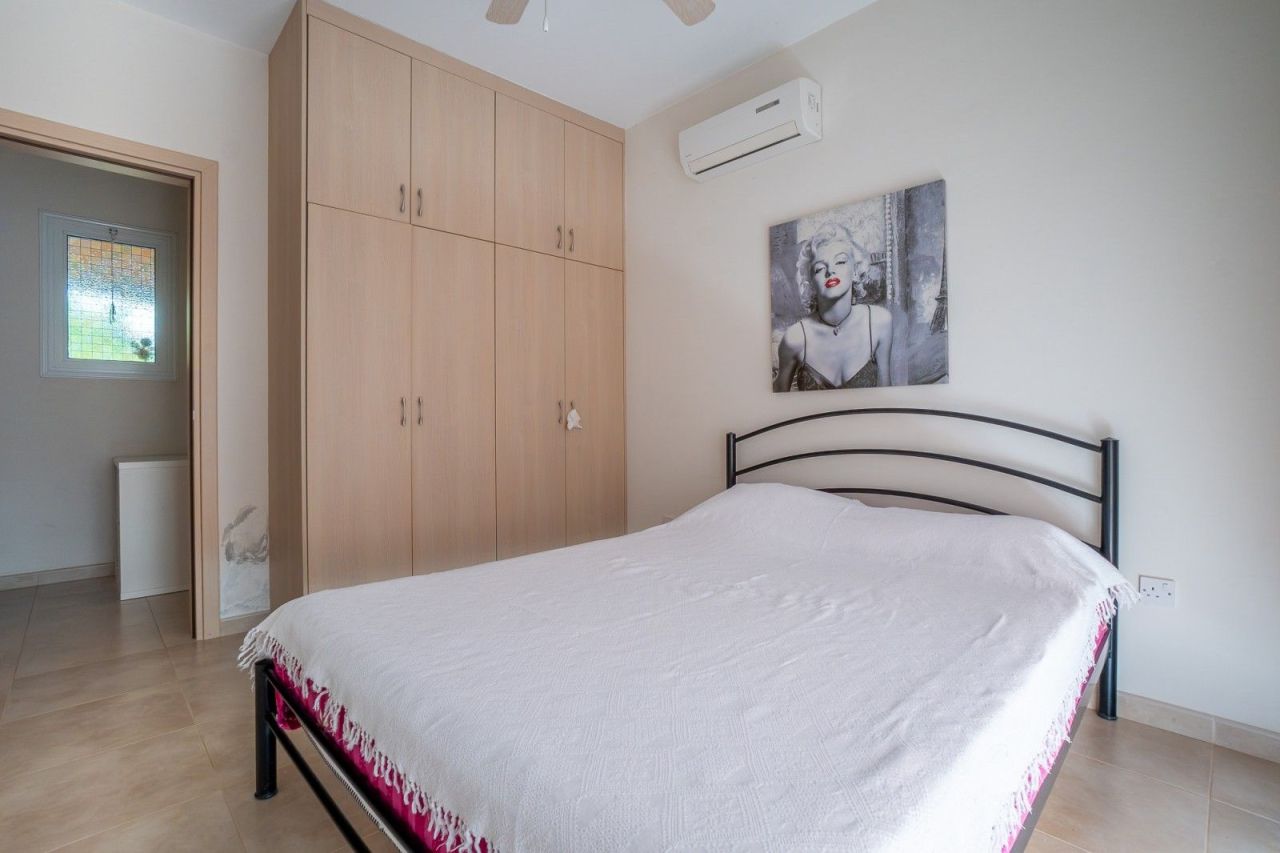 Таунхаус в Пафосе, Кипр, 115 м² - фото 12