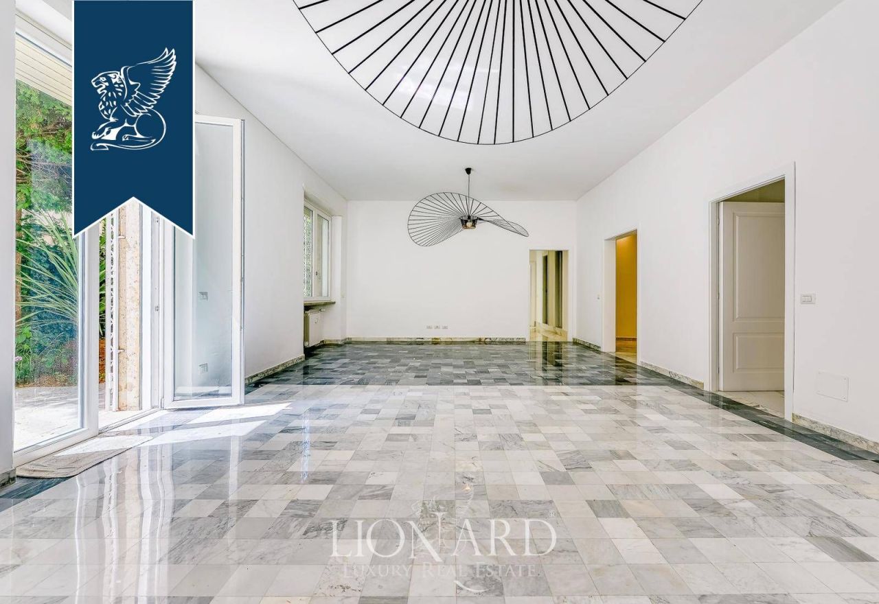 Апартаменты в Риме, Италия, 230 м² - фото 2