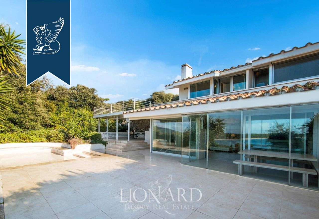 Вилла в Орбетелло, Италия, 200 м² - фото 11