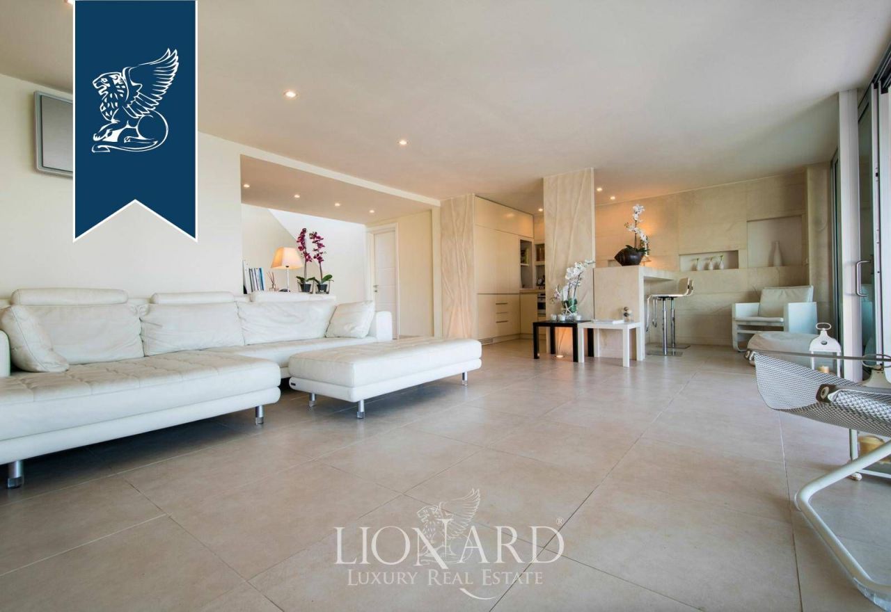 Вилла в Орбетелло, Италия, 200 м² - фото 12