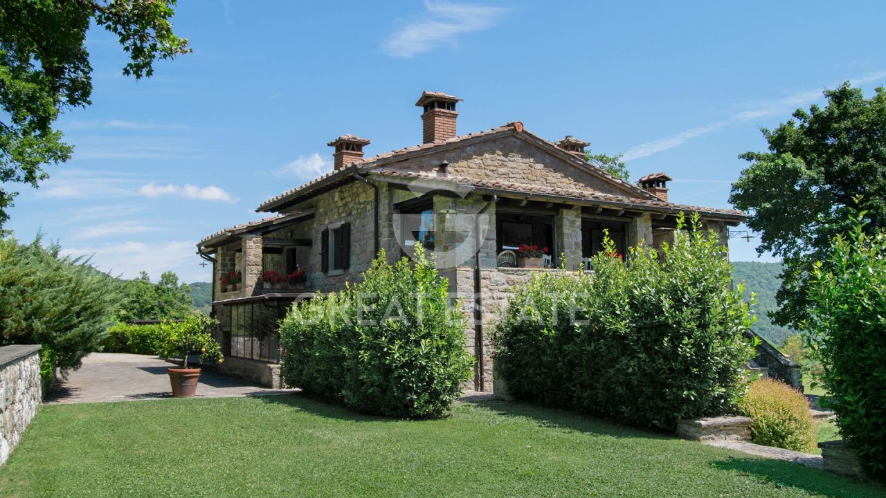 Дом Castel Focognano, Италия, 360 м² - фото 9