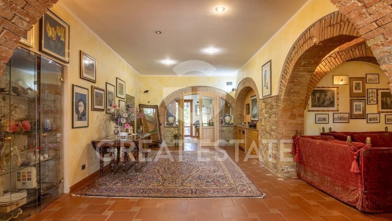 Дом в Корчано, Италия, 787.4 м² - фото 9