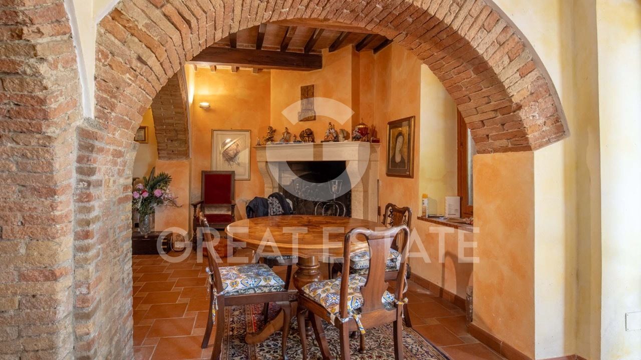 Дом в Корчано, Италия, 787.4 м² - фото 12