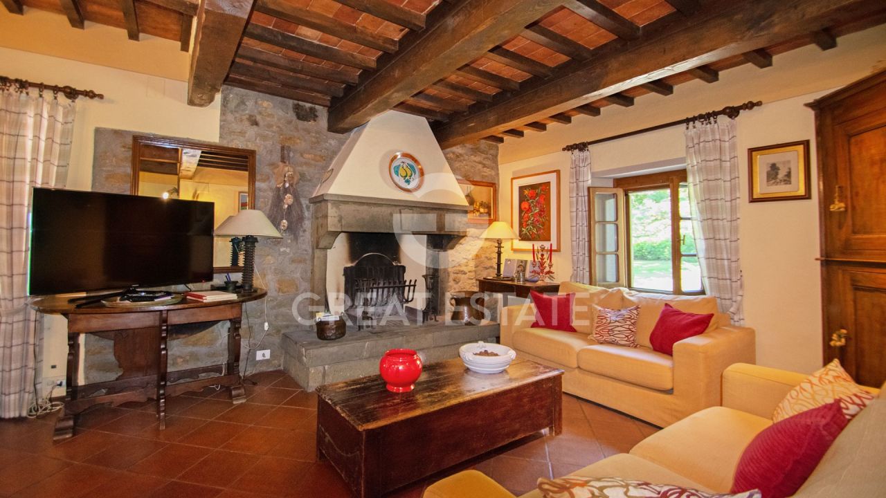 Дом Castel Focognano, Италия, 360 м² - фото 13