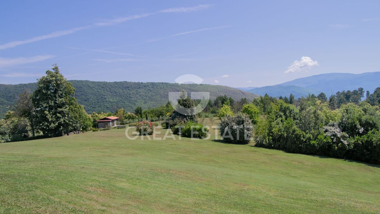 Дом Castel Focognano, Италия, 360 м² - фото 17