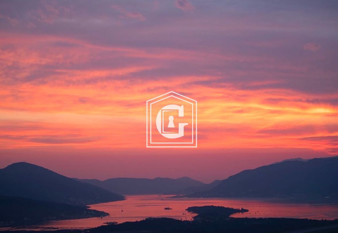 Земля в Тивате, Черногория, 1 035 м² - фото 7