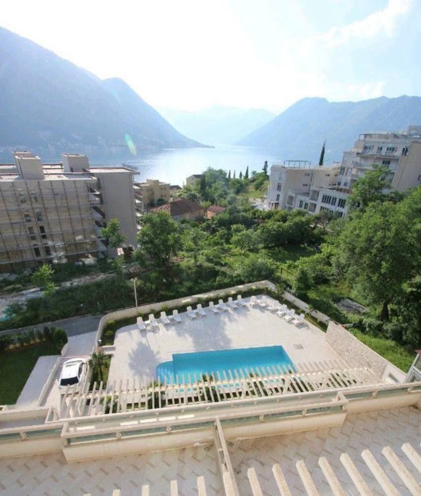 Квартира в Доброте, Черногория, 57 м² - фото 4