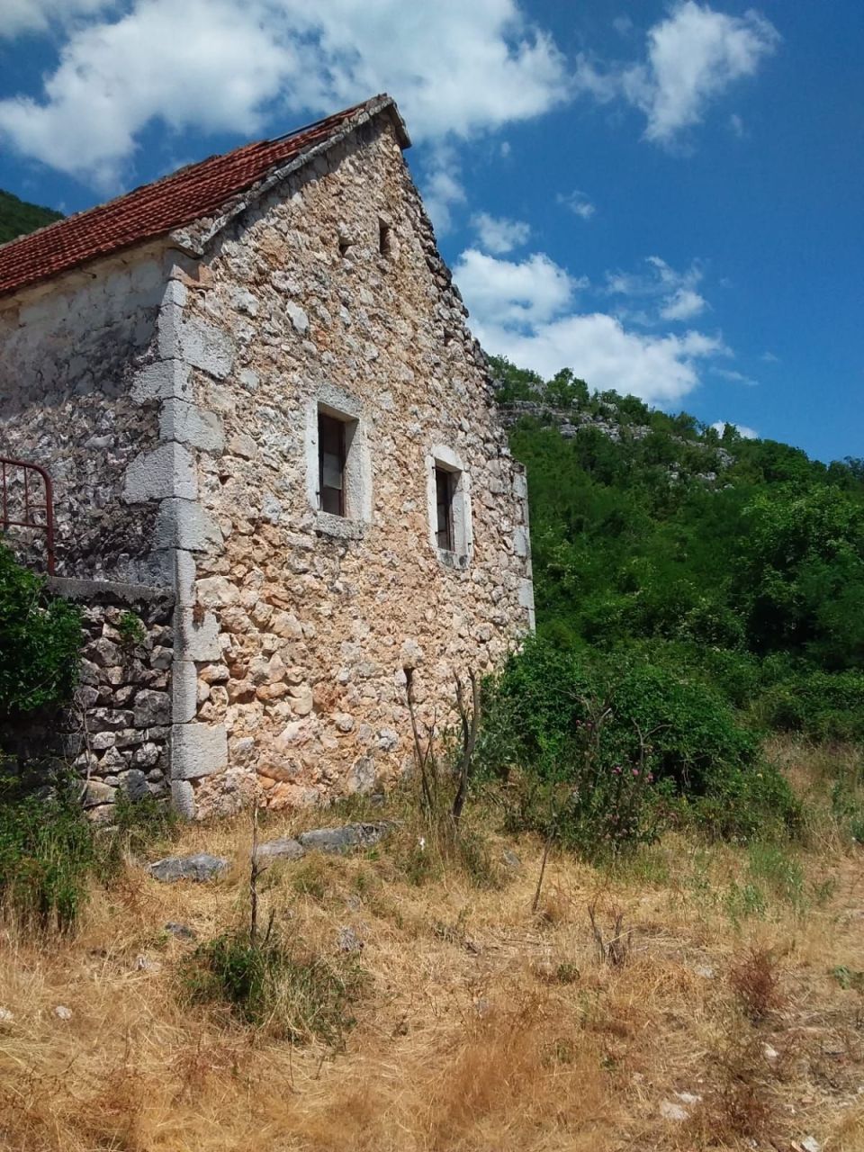 Дом в Никшиче, Черногория, 78 м² - фото 2