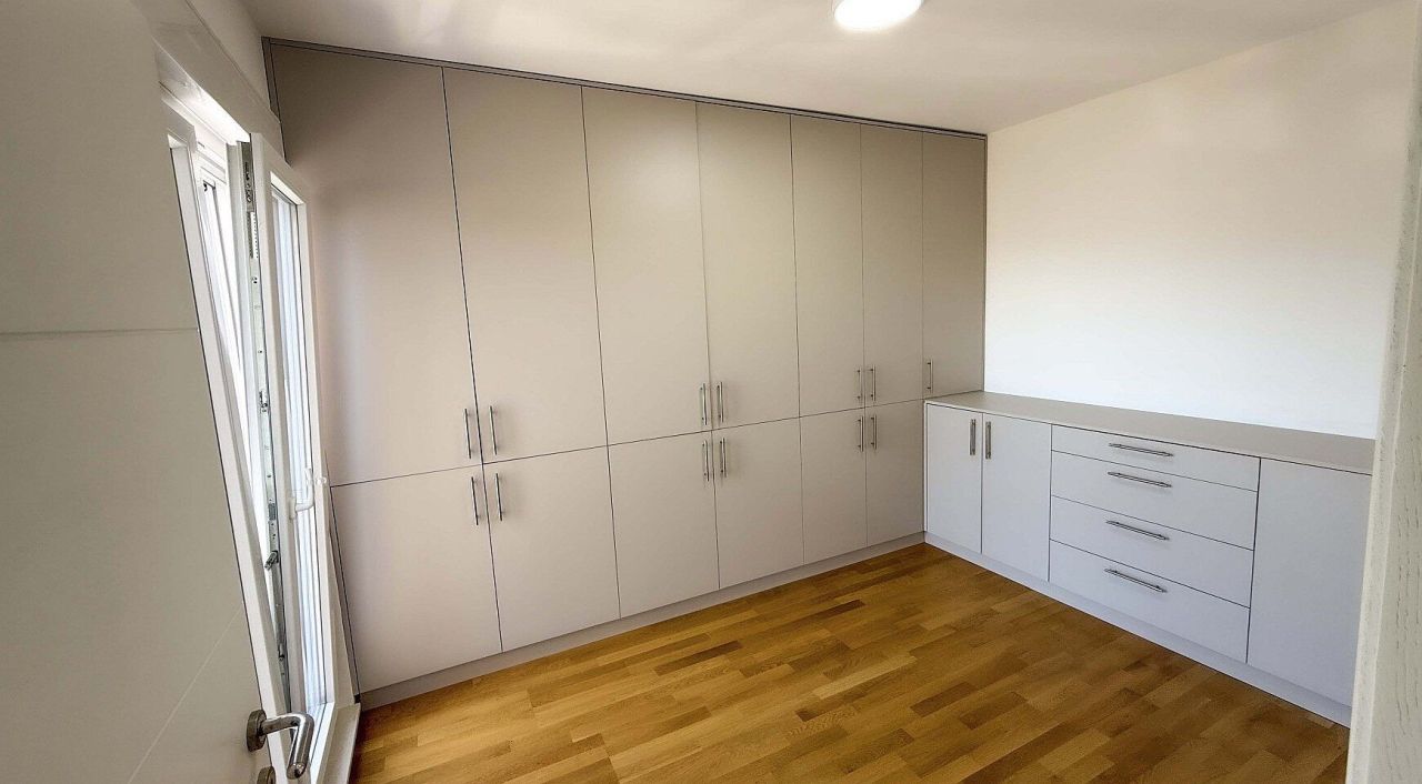 Апартаменты в Тивате, Черногория, 72 м² - фото 5