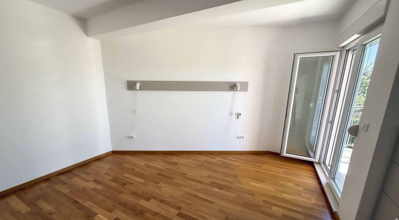 Апартаменты в Тивате, Черногория, 72 м² - фото 7