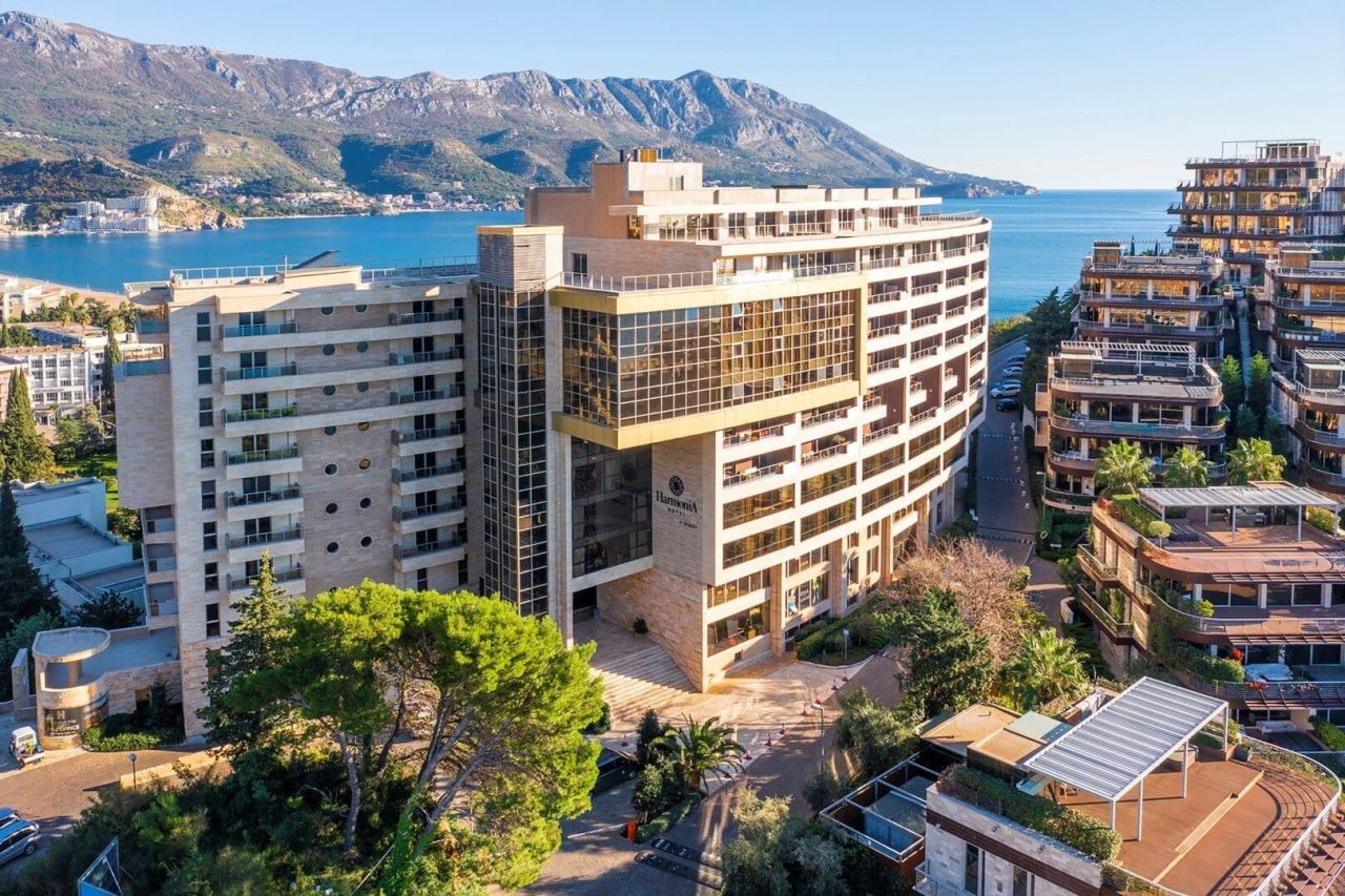 Апартаменты в Бечичи, Черногория, 92 м² - фото 1
