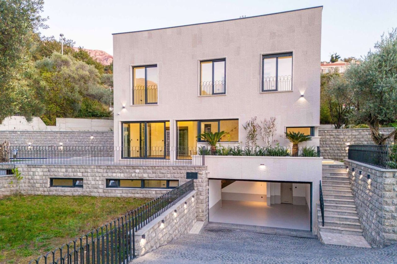 Дом в Будве, Черногория, 240 м² - фото 2