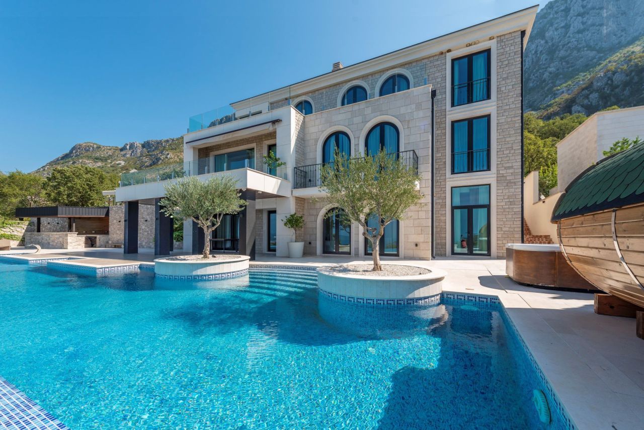 Вилла в Близикуче, Черногория, 496 м² - фото 2