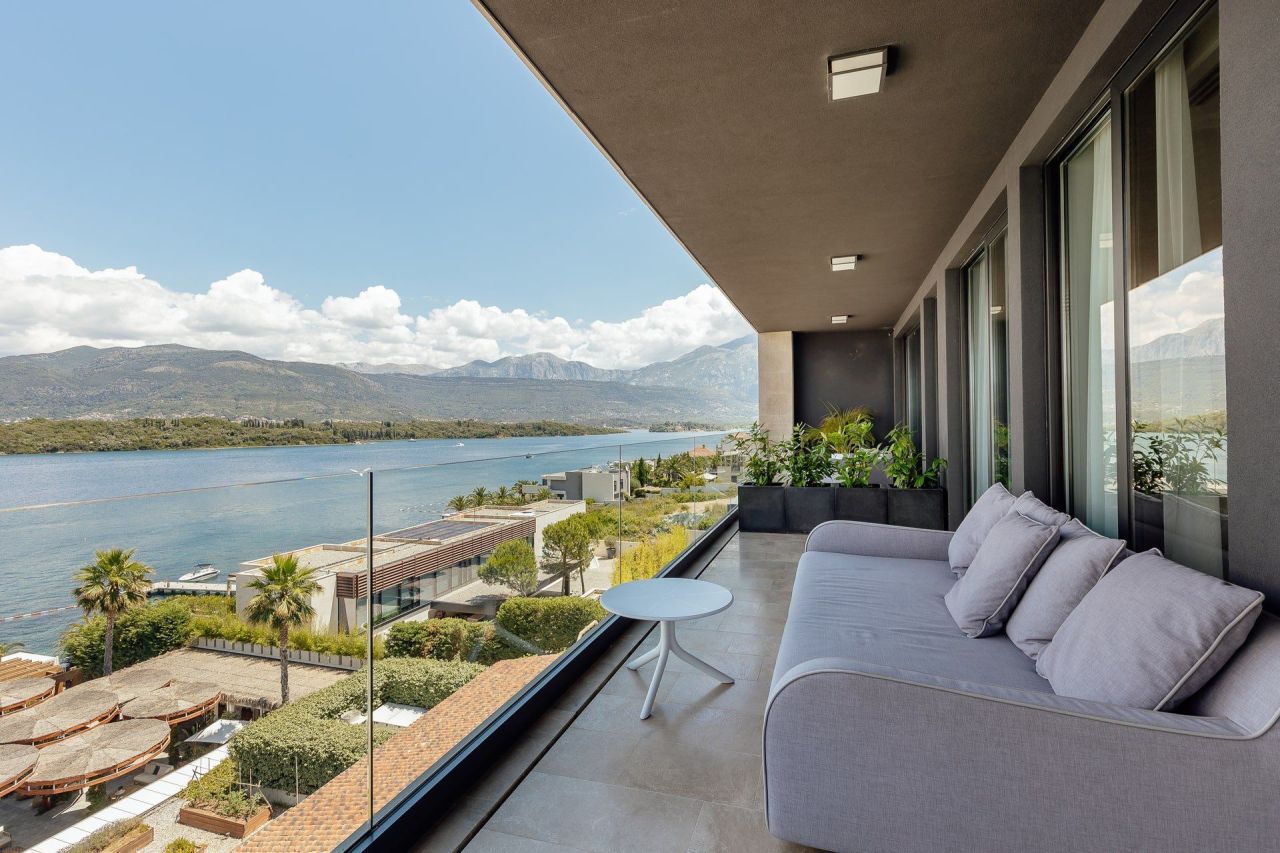 Апартаменты в Тивате, Черногория, 190 м² - фото 3