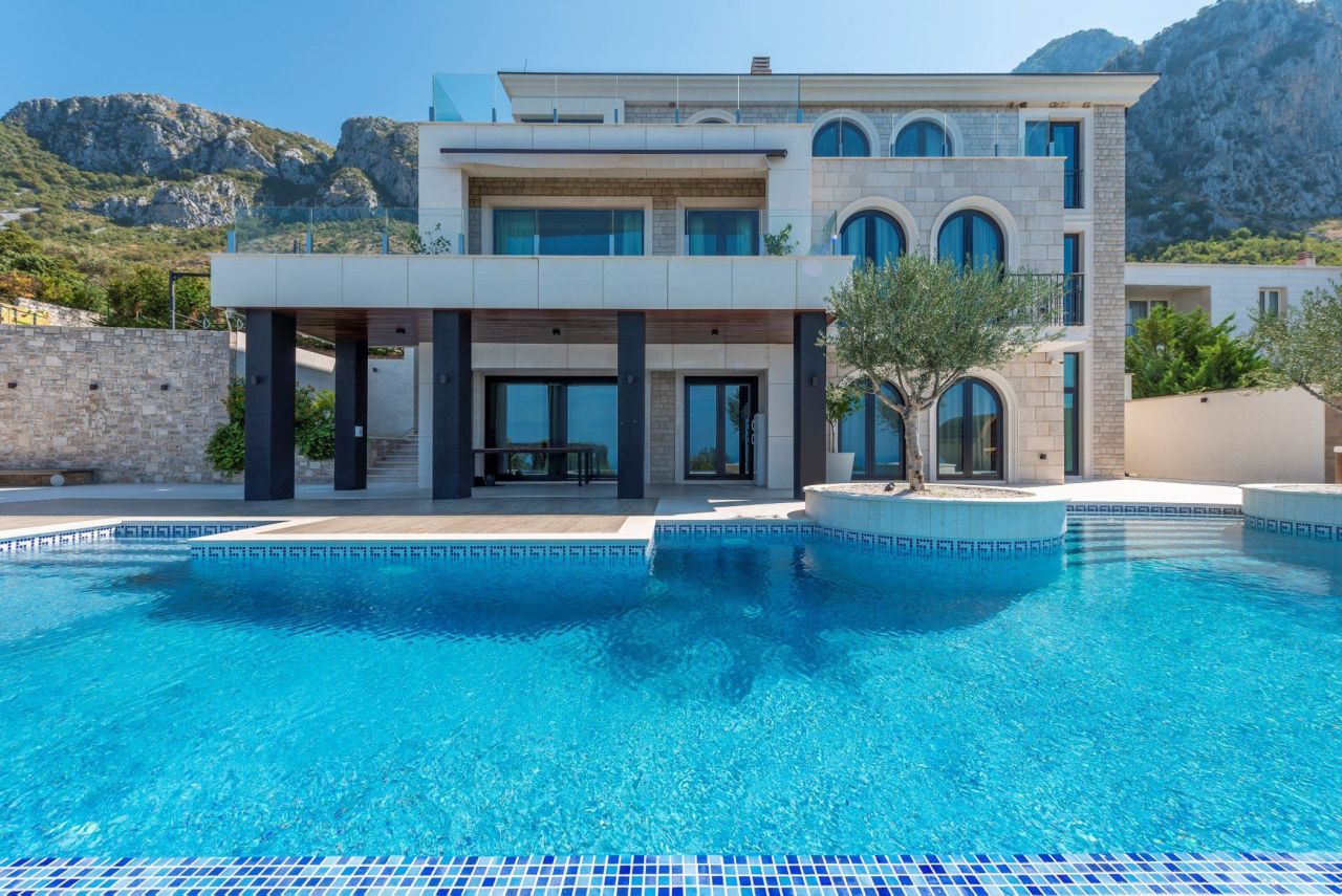 Вилла в Близикуче, Черногория, 496 м² - фото 3